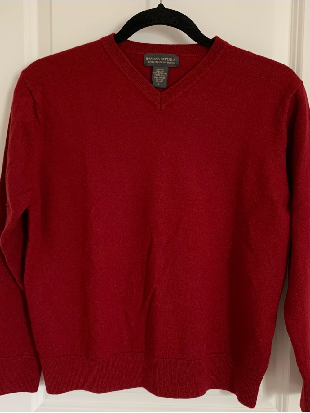 Banana Republic Men's V-Neck Sweater - Deep Red, Fits like XS/S